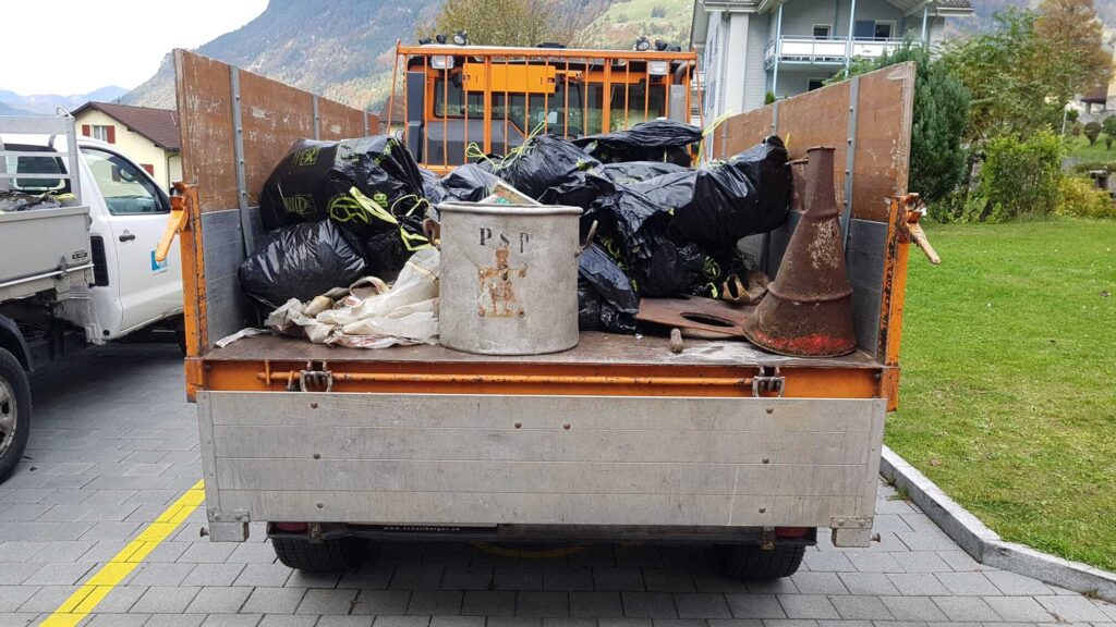 Oberstufe Schattdorf gibt dem Müll eine Abfuhr